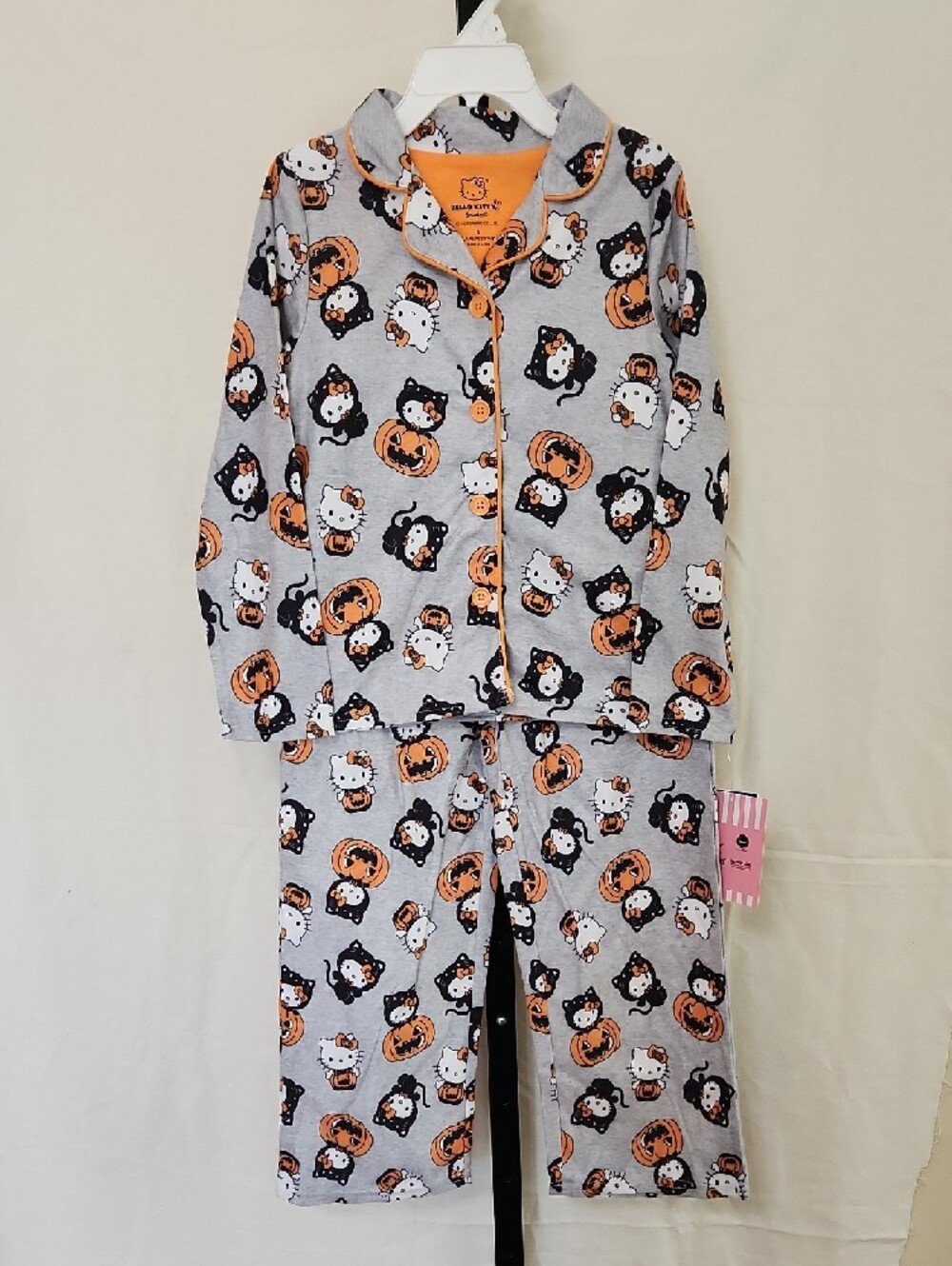 New Hello Kitty Halloween Pumpkin Print Pajama Set, Size 6